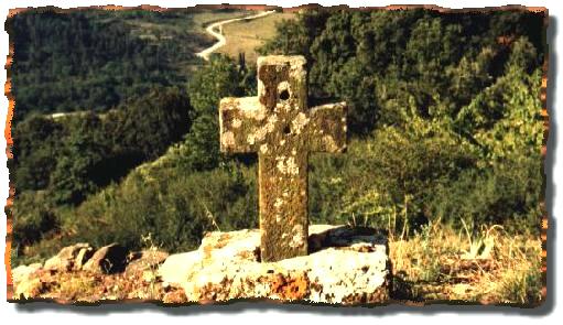 Croix de Montferrand dominant la vallée de Rennes-les-Bains